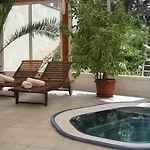 Sante Bed & Breakfast 3*