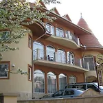 Sante Bed & Breakfast