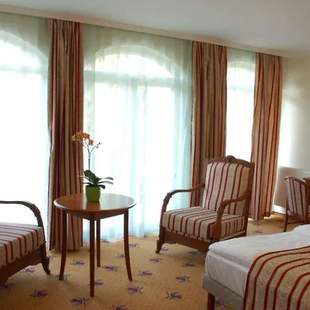 住宿加早餐酒店 Sante Hévíz