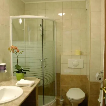 Sante 住宿加早餐酒店 Hévíz