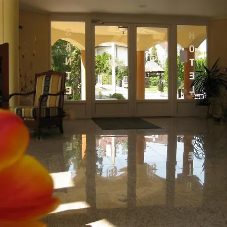 Sante 住宿加早餐酒店 3*